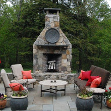 OUTDOOR KITCHEN & POOL AREA