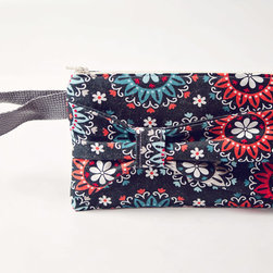 Bow Zipper Pouch - Lifestyle And Leisure
