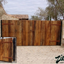 The Showdown Driveway Gate - Western Design - Home Fencing And Gates