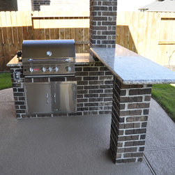 Hull - Outdoor Grills