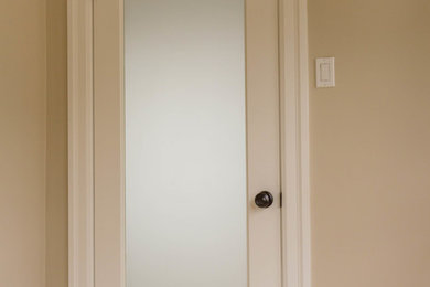 Inspiration for a timeless bedroom remodel in San Francisco