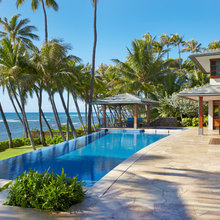 Hawaii Pool and Outdoor Space