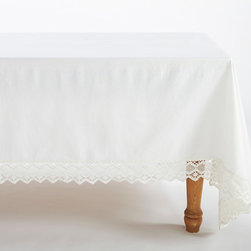 Grand Lace Tablecloth - Tablecloths