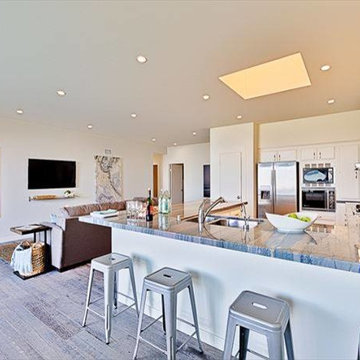 La Jolla Luxury Vacation Home - Decorating