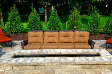 This is an example of a large traditional landscaping in Minneapolis.