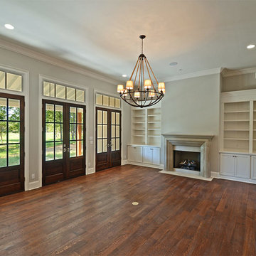 9007 Hollybrook
