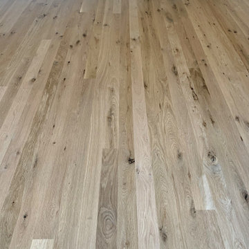 HUNTINGTON:  8" & 4" CHARACTER GRADE HERITAGE WHITE OAK INSTALLED & FINISHED