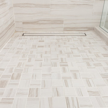 Serpentino Blanco Master Bathroom