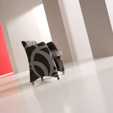 Tomy Modern Chair by Famaliving California