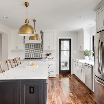 A Modern Twist on a Classic Kitchen