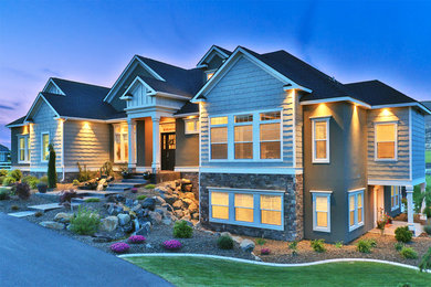 Exterior home idea in Seattle