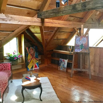 Woodstock Musician Vacant Staging
