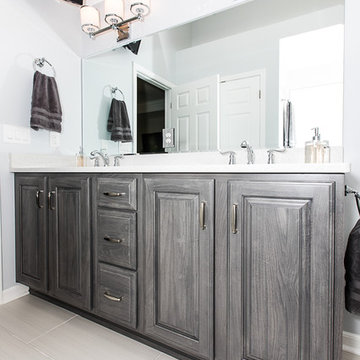Elk Pointe Master Bathroom