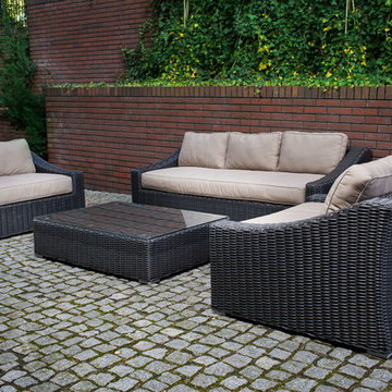 Toja Patio Furniture - Tuscan Couch Set - Red Brick Wall