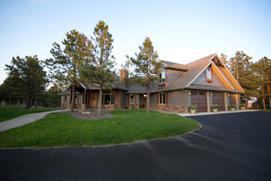 Arts and crafts exterior home photo