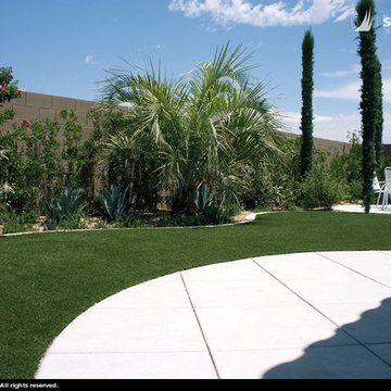 Backyard Landscapes with Artificial Grass