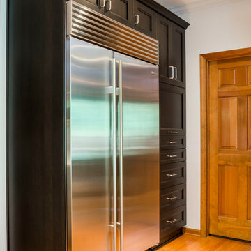 Naperville - Cool Tones and Clean Lines by Joseph Kiselyk CKD CBD