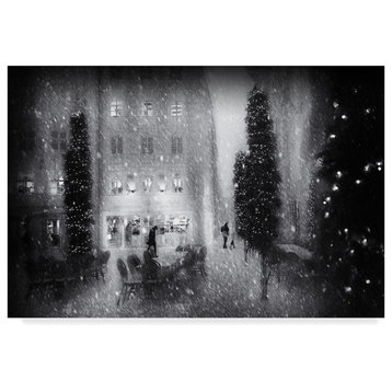 Roswitha Schleicher Schwarz 'Christmas In The City' Canvas Art, 32"x22"