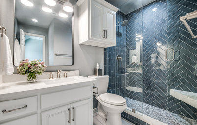 New This Week: 5 Beautiful Blue-and-White Bathrooms