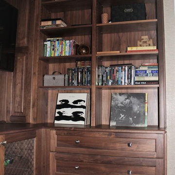 Starmark Kitchen in Maple Richland & Library in Walnut Melbourne