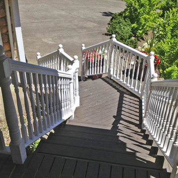 Deck Railing in Bellevue, WA