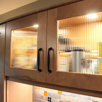 Waypoint Maple Spice Kitchen Cabinets w/ Fire & Ice Brick Mosaic Backsplash