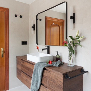 Reforma de un baño contemporáneo y elegante