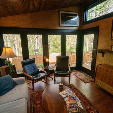 Lanham, MD Sunroom/Cabin