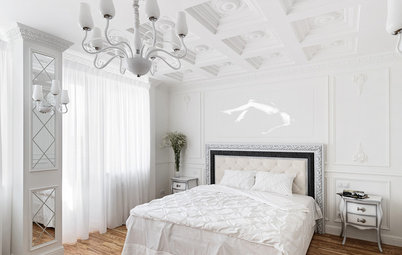Спальня недели: Белый фон и классические детали в саратовской квартире