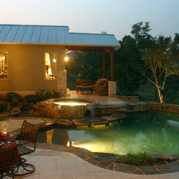 Infinity Pool With Spa In San Antonio, TX