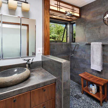 Asian-inspired bathroom