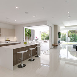 March 2016 / Los Angeles, CA - Kitchen Cabinetry