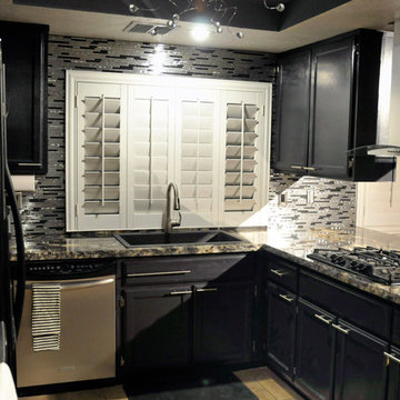 Eden Mosaic Tile Installations: Thin Stainless Brick Mosaic Silver/ Black Tile