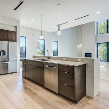 Laguna 9-1/2″ Wide - White Oak Engineered Hardwood Flooring