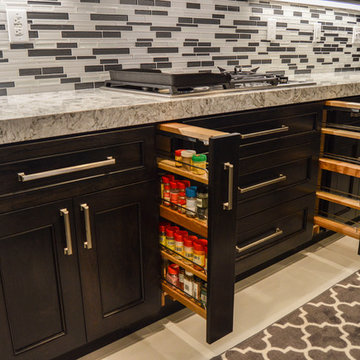 Elegant and Modern Kitchen