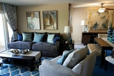 Living room - transitional living room idea in Las Vegas