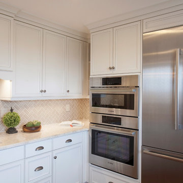A new home for the refrigerator and speed combination oven