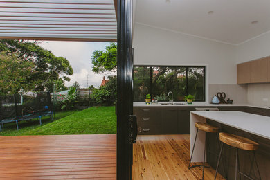 Design ideas for a contemporary kitchen in Sydney.