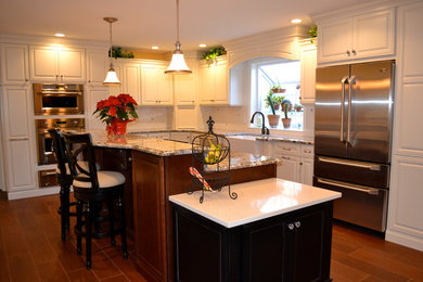 Example of a classic kitchen design in Baltimore