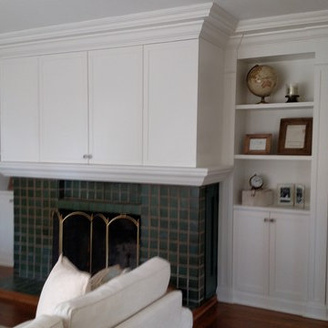 Built-In White Cabinet