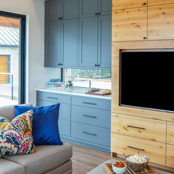 Versatile Modern Farmhouse