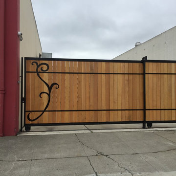 Core ten Gates and fence