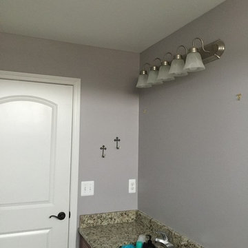 Doreen's Builder Paint Makeover
