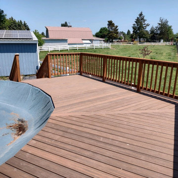 Barlow/Canby Pool Deck
