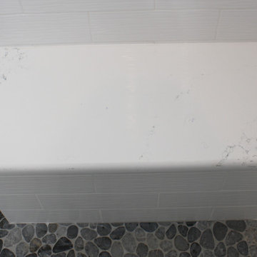 Relaxing Shore Home Masterbath