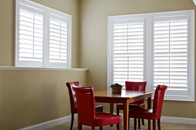 Inspiration for a transitional kitchen remodel in Richmond