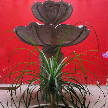 Con E | 2003 Rinconada Vallarta