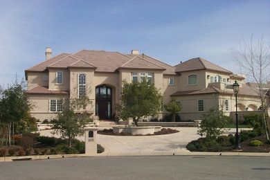 Custom Estate