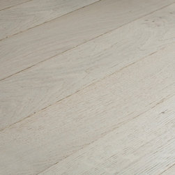 Teinte BLANCHIE vernie (Parqueterie de bourgogne) - Engineered Wood Flooring