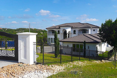 Home design - modern home design idea in Austin